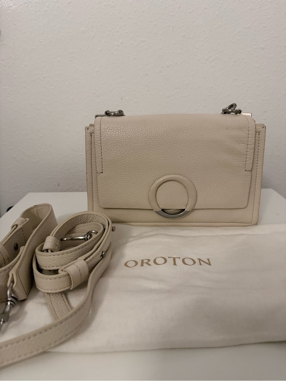 Oroton Elina Small Satchel (2021 Model)